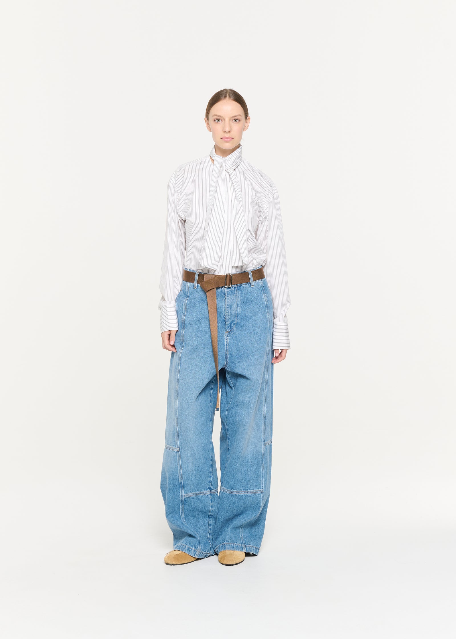 CARGO BELTED  JEANS