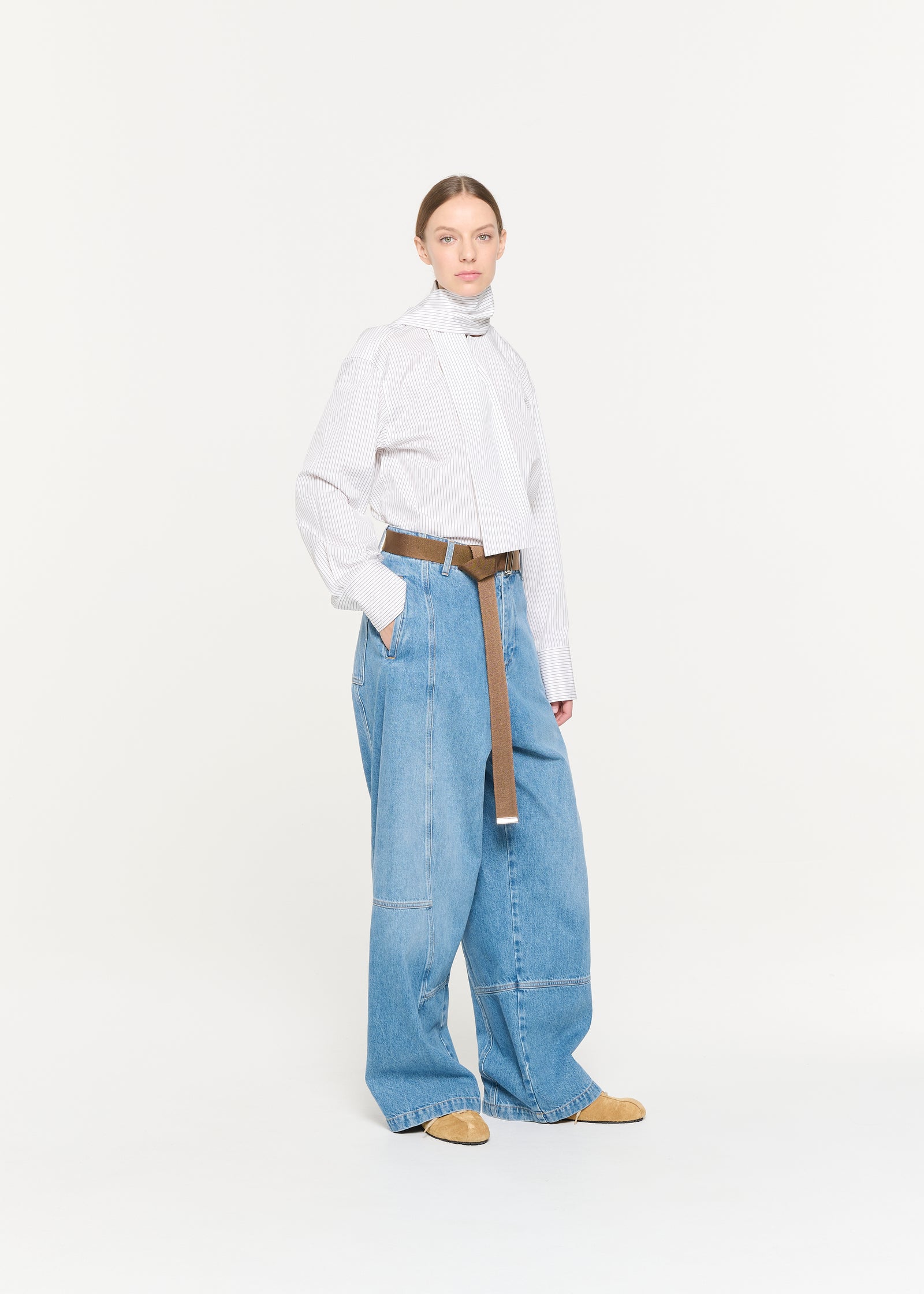 CARGO BELTED  JEANS
