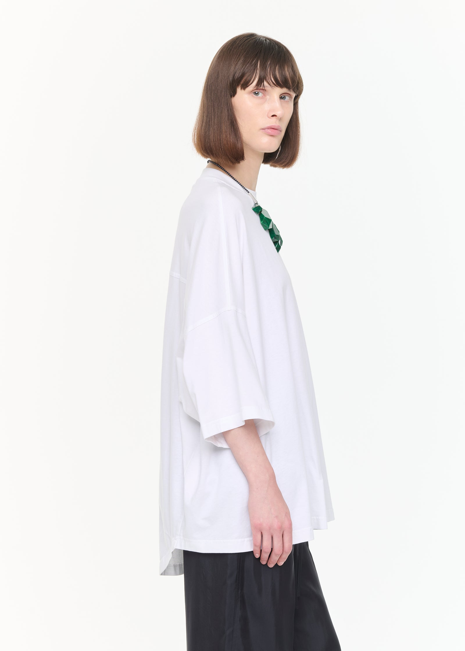 WIDE WHITE T-SHIRT