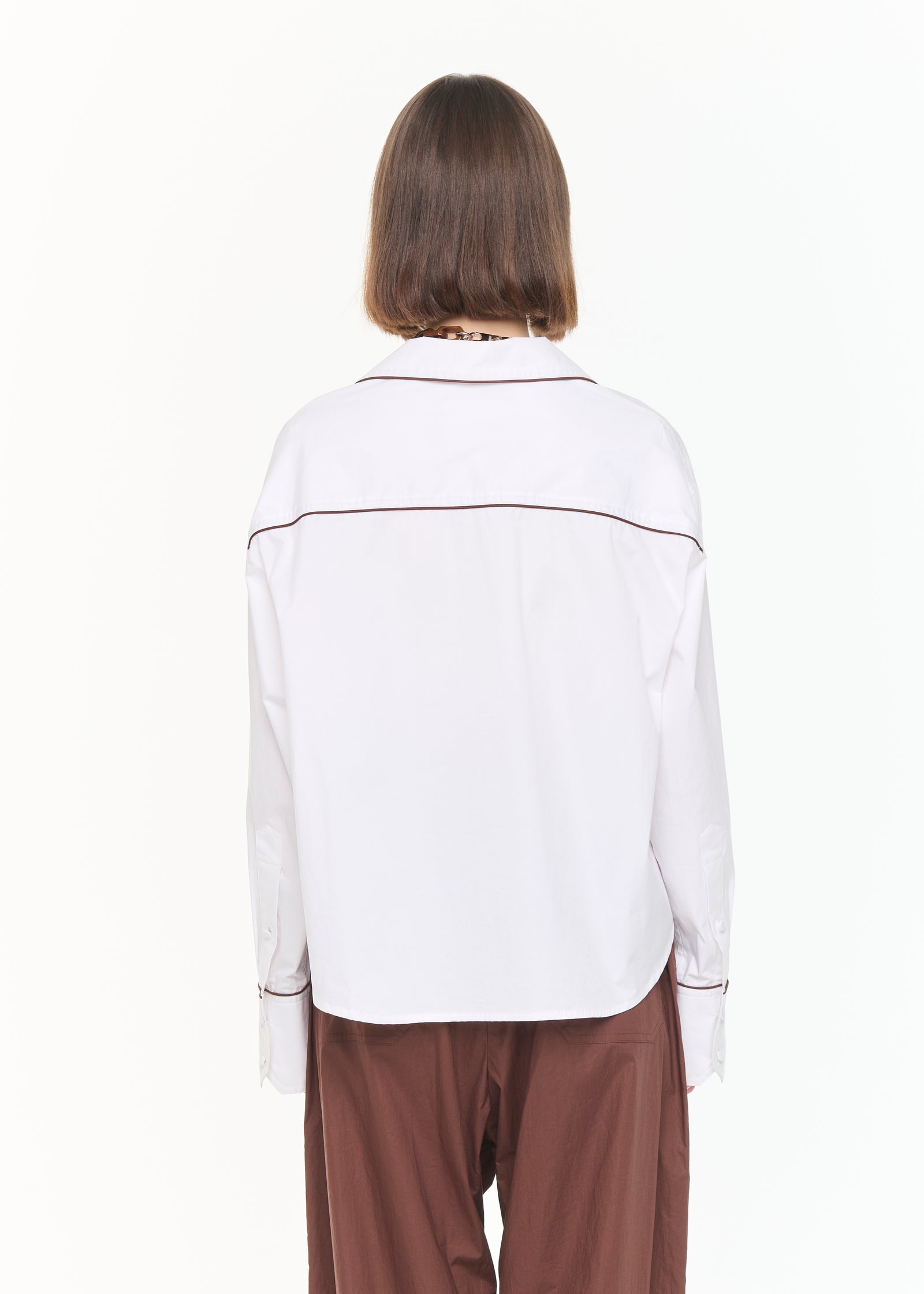 CAMICIA BOXY IN COTONE BIANCO CON PROFILI