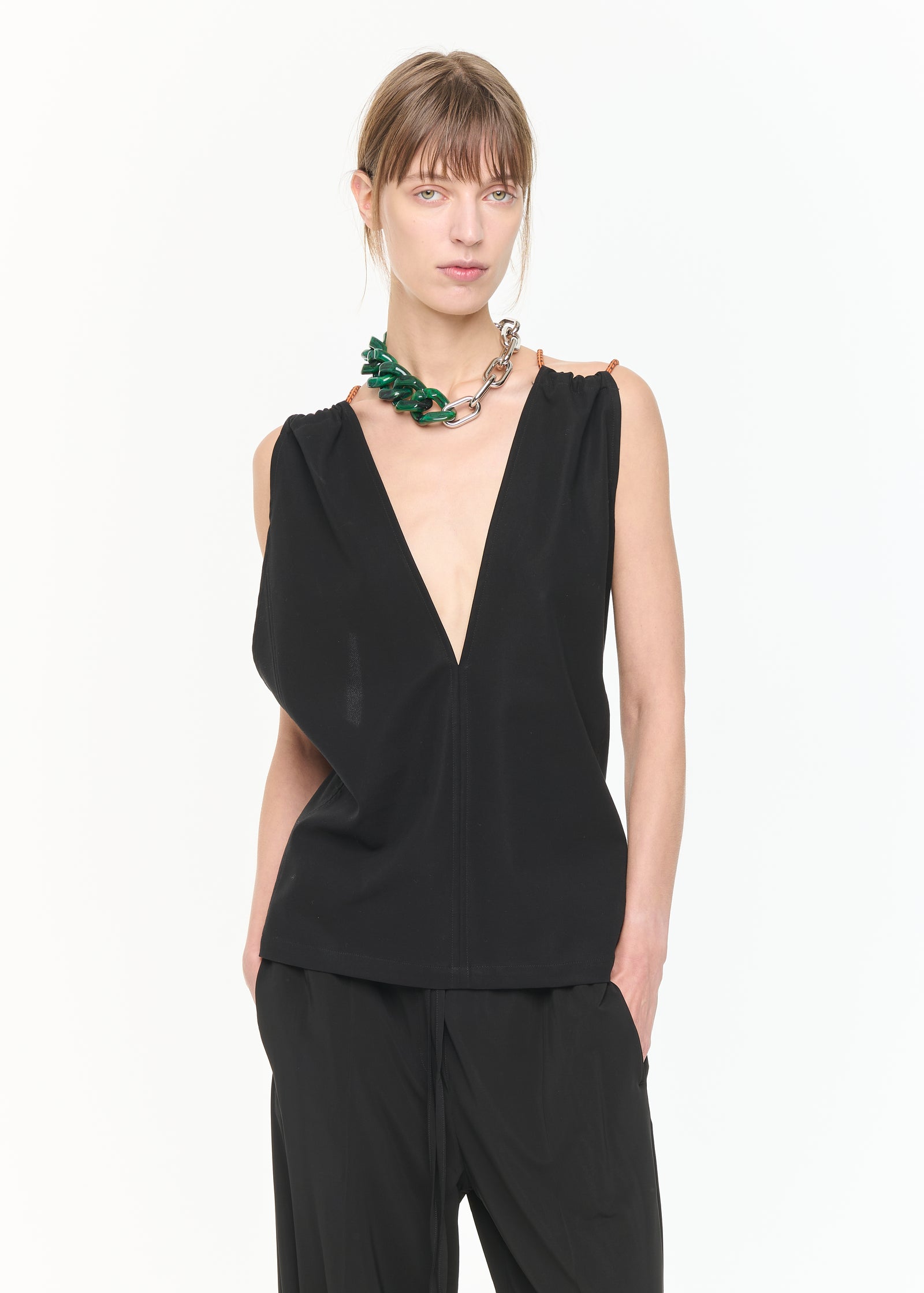 V-NECK CREPE TOP