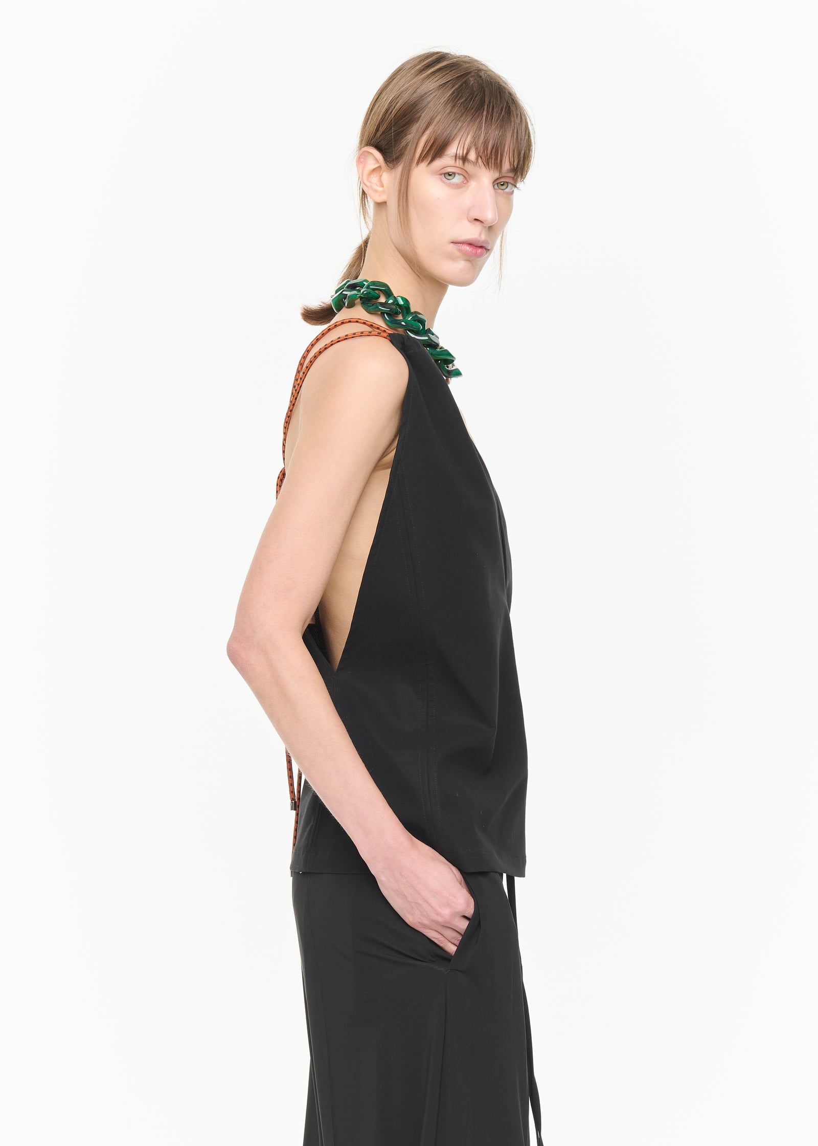 V-NECK CREPE TOP