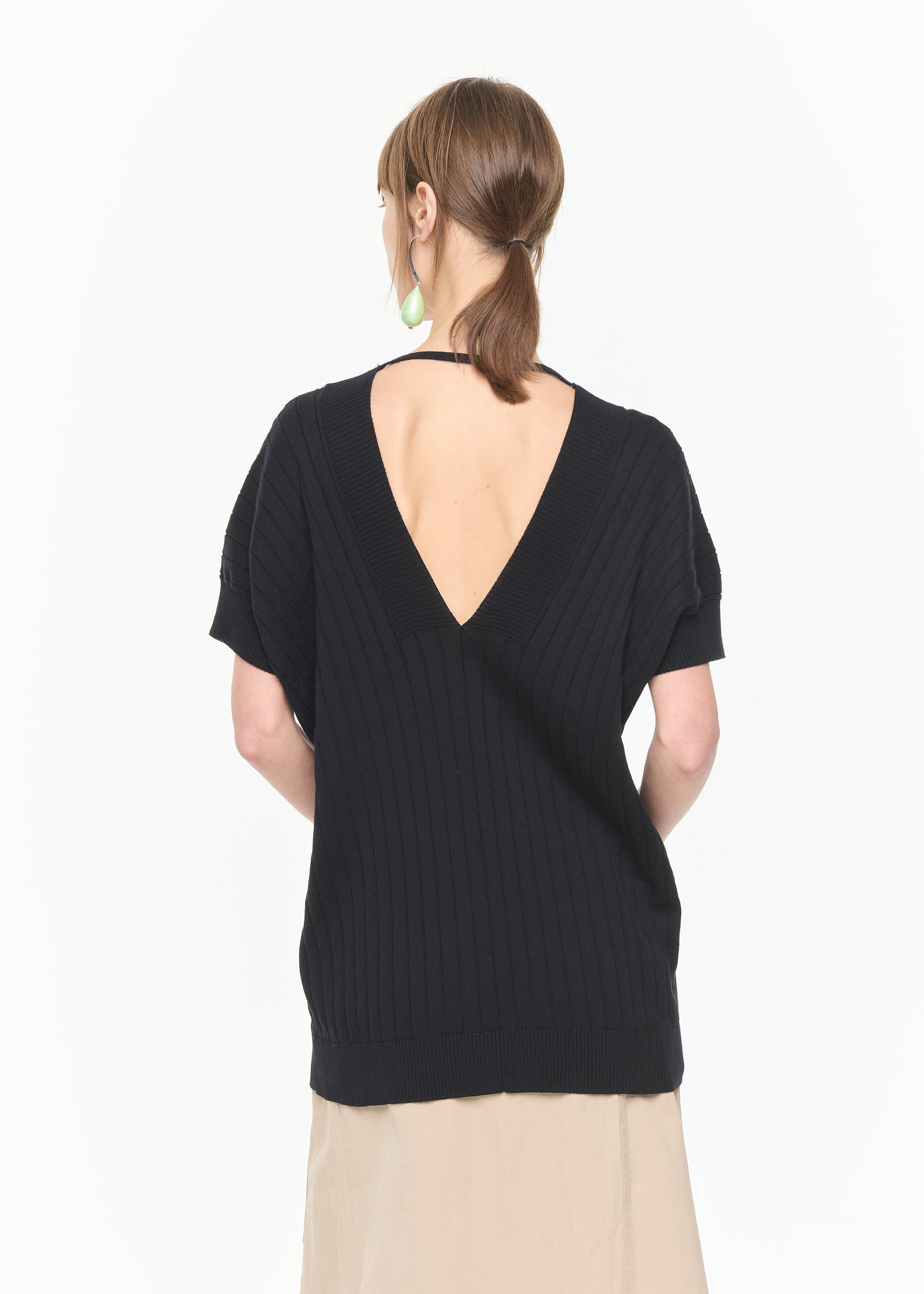 Maglia a coste con scollo a V