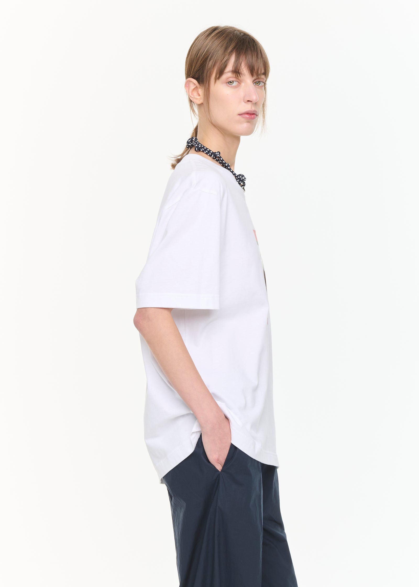 T-SHIRT CON STAMPA AUTORITRATTO