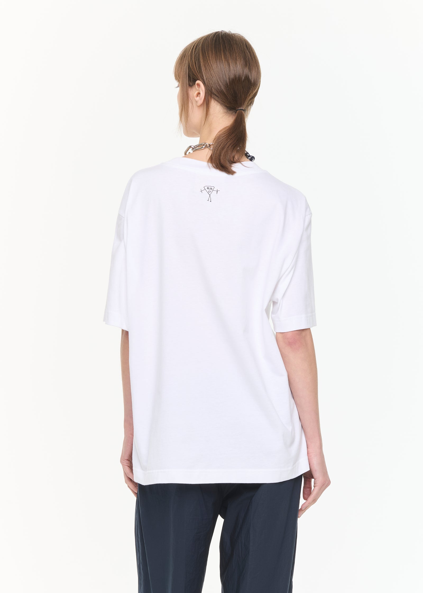 T-SHIRT CON STAMPA AUTORITRATTO