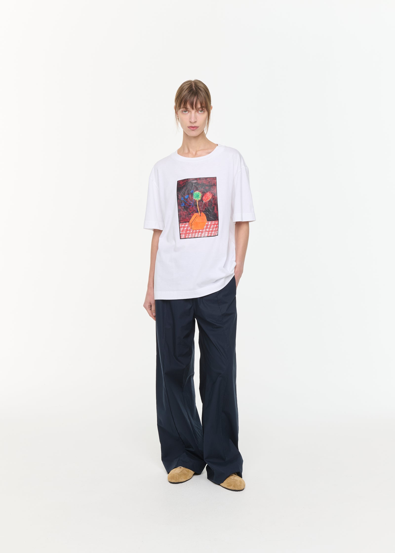 VASE PRINT T-SHIRT