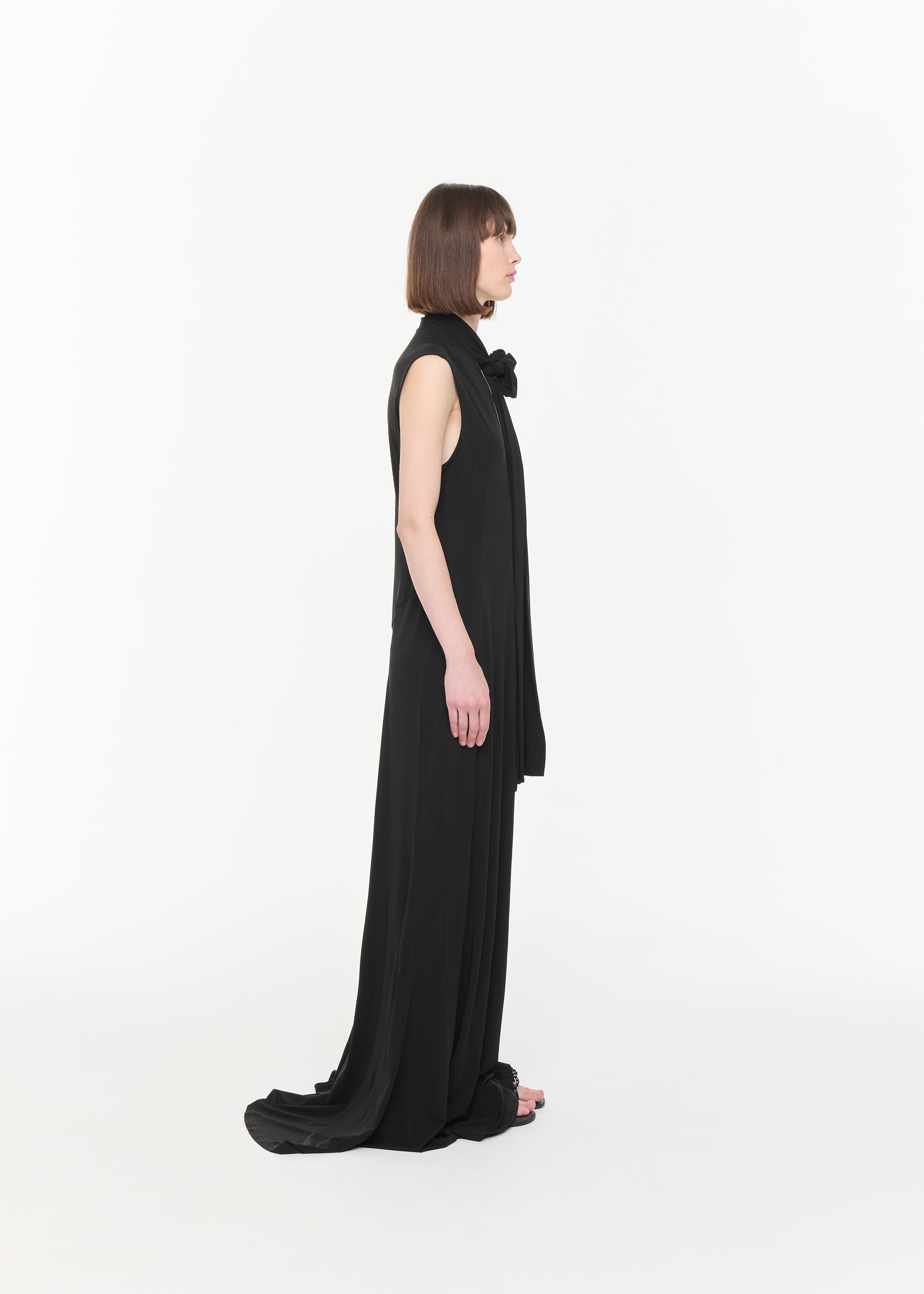 MAXI DRESS WITH SCARF
