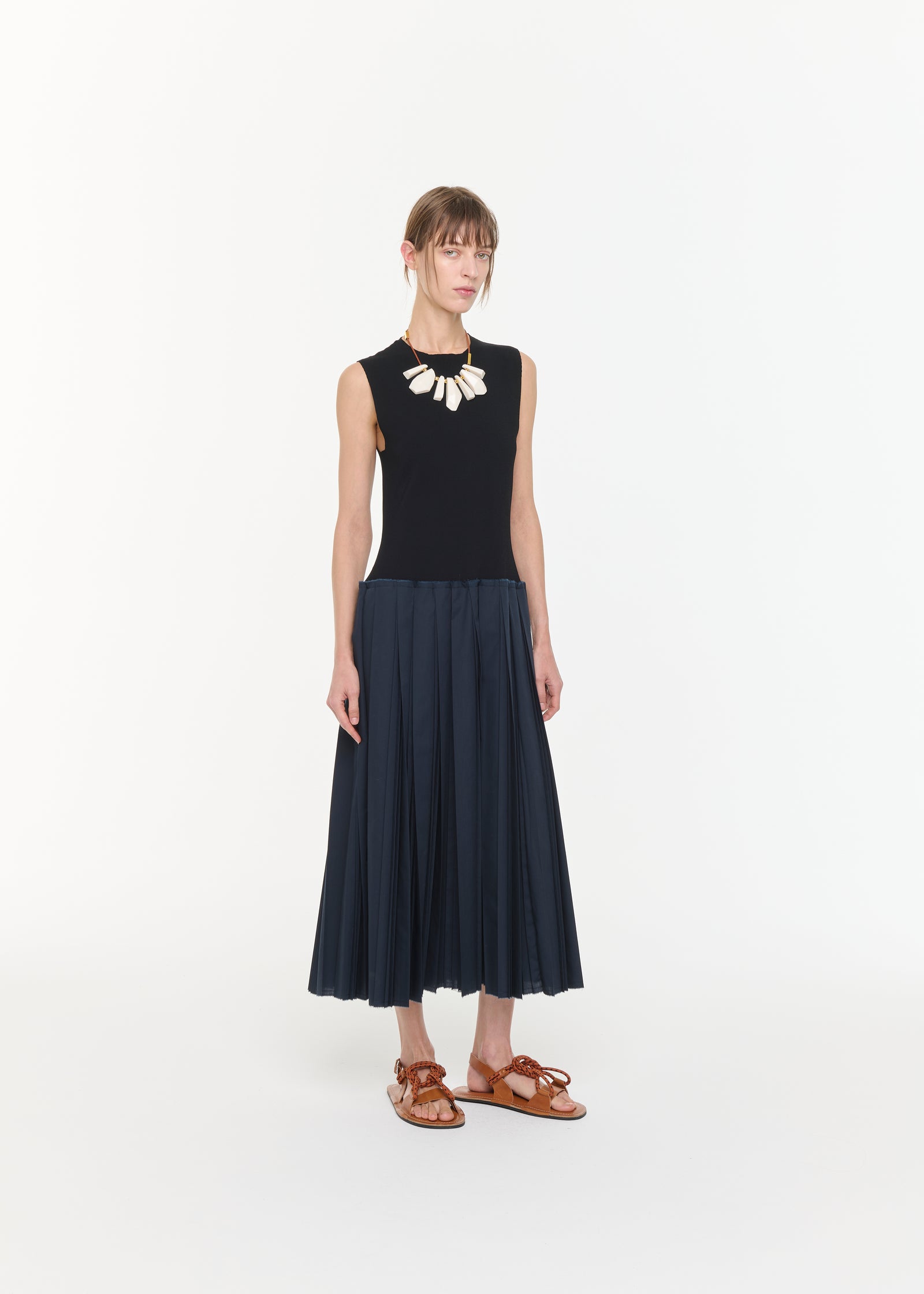 SLEEVELESS DRESS WITH FITTED BODICE
