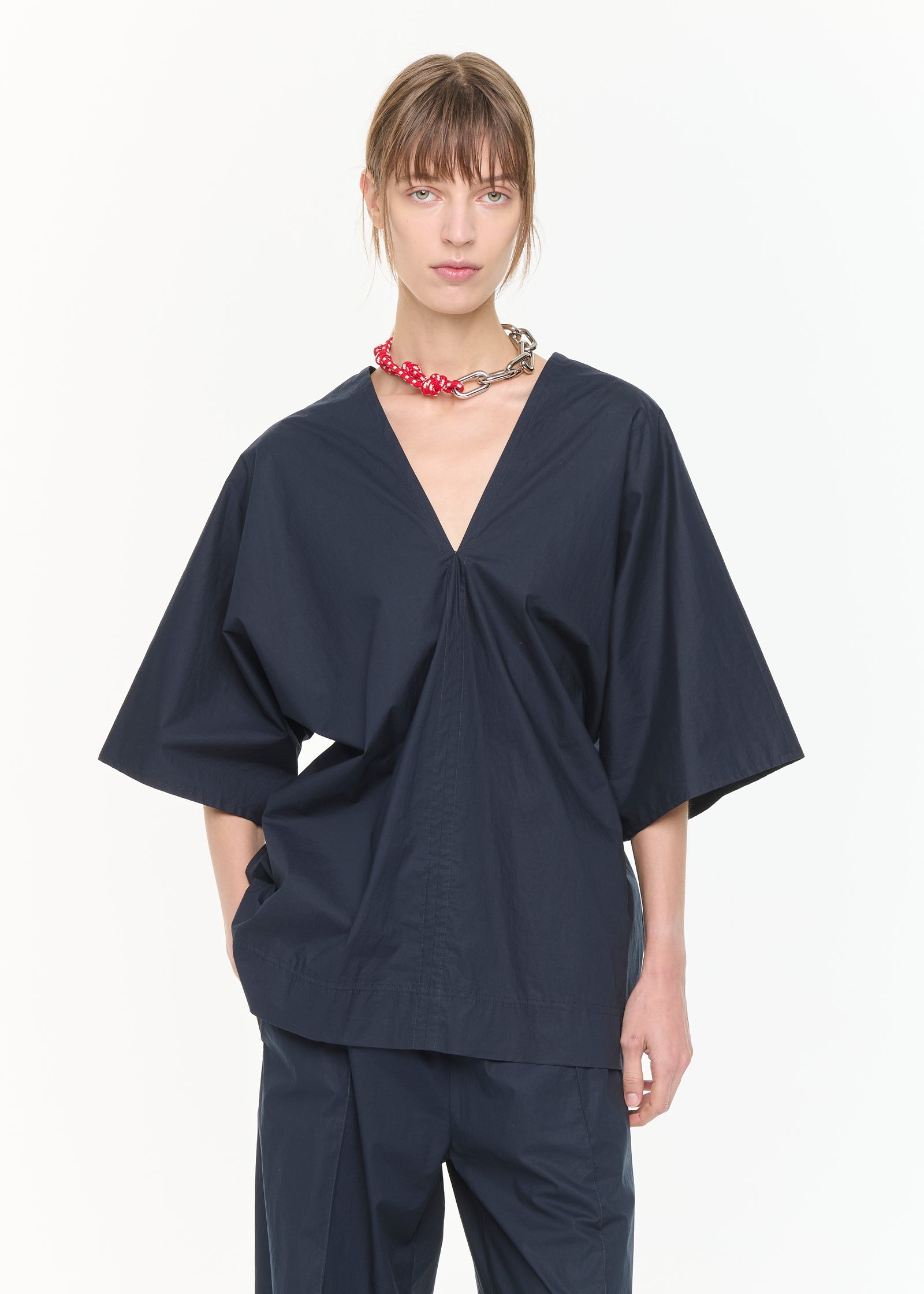 V-NECK BLOUSE