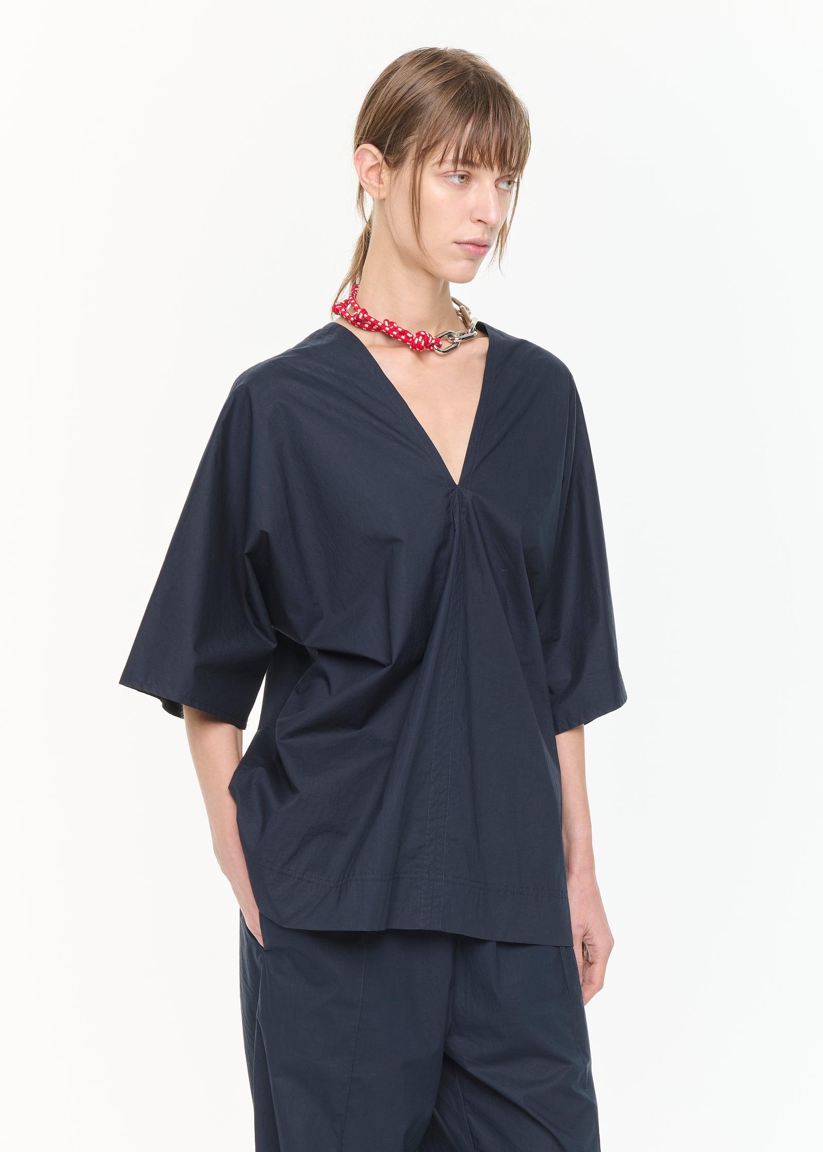 V-NECK BLOUSE