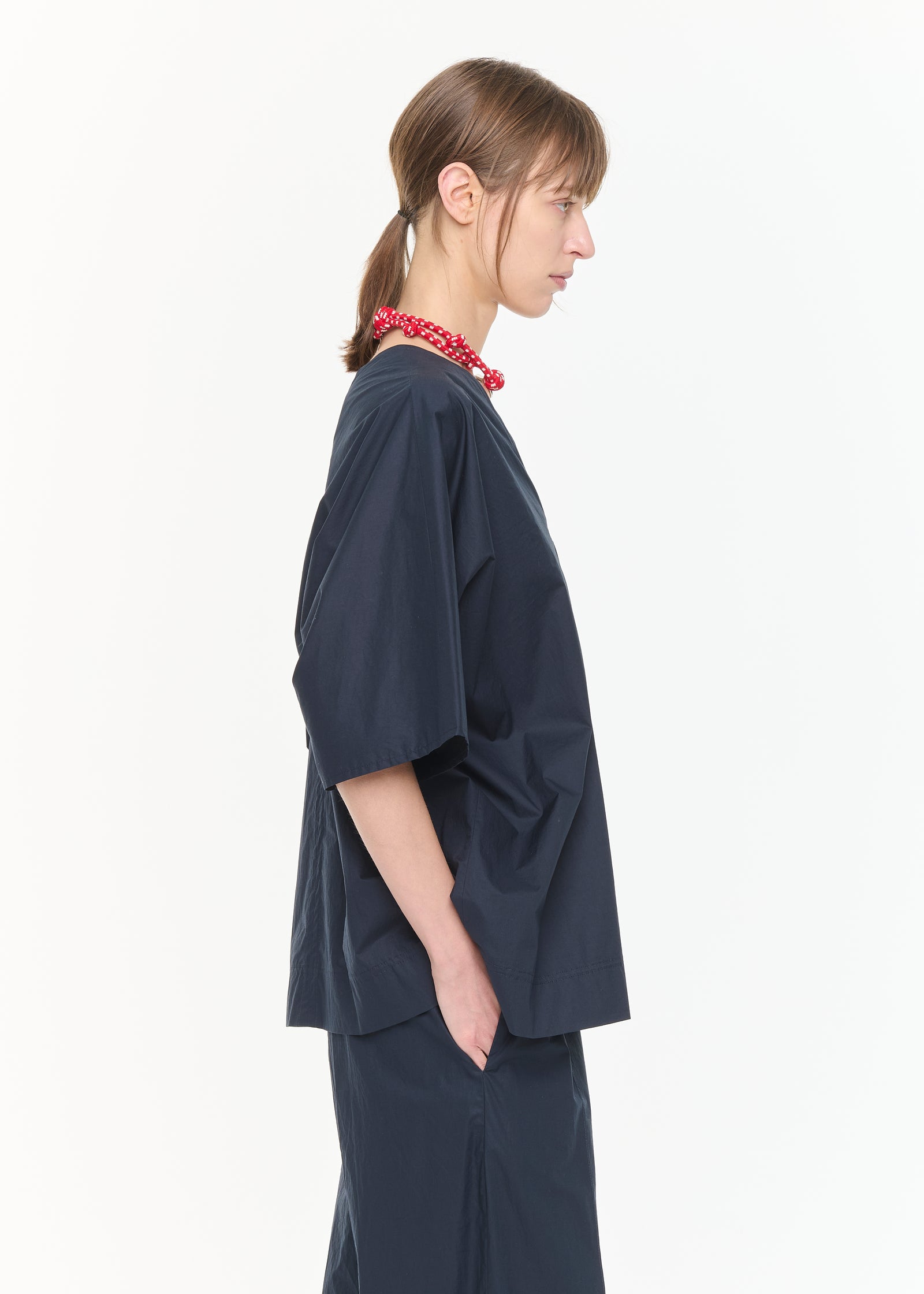 V-NECK BLOUSE