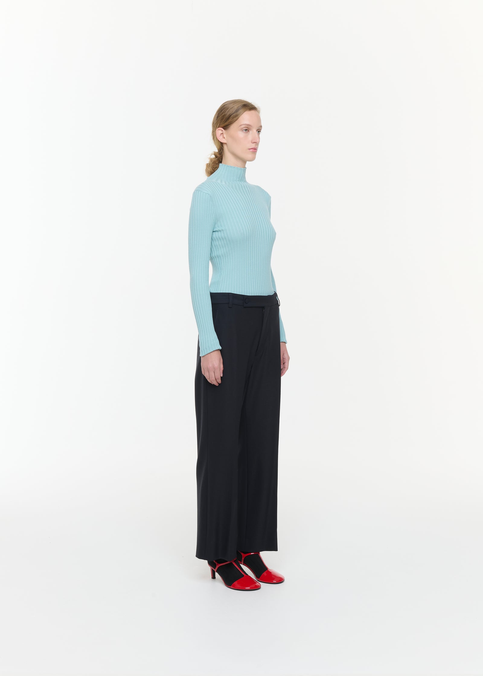 TAILORED TROUSERS IN BLUE WOOL GABARDINE