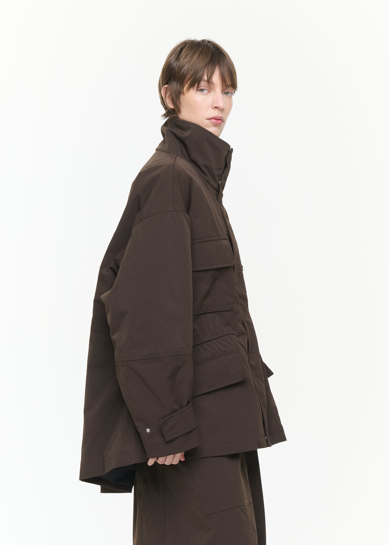 DARK BROWN TECHNICAL TWILL CARGO JACKET
