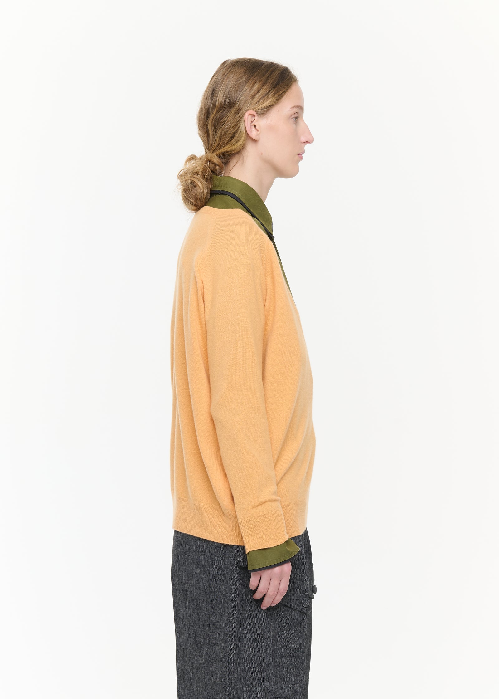 MEDLAR DEEP V-NECK SWEATER