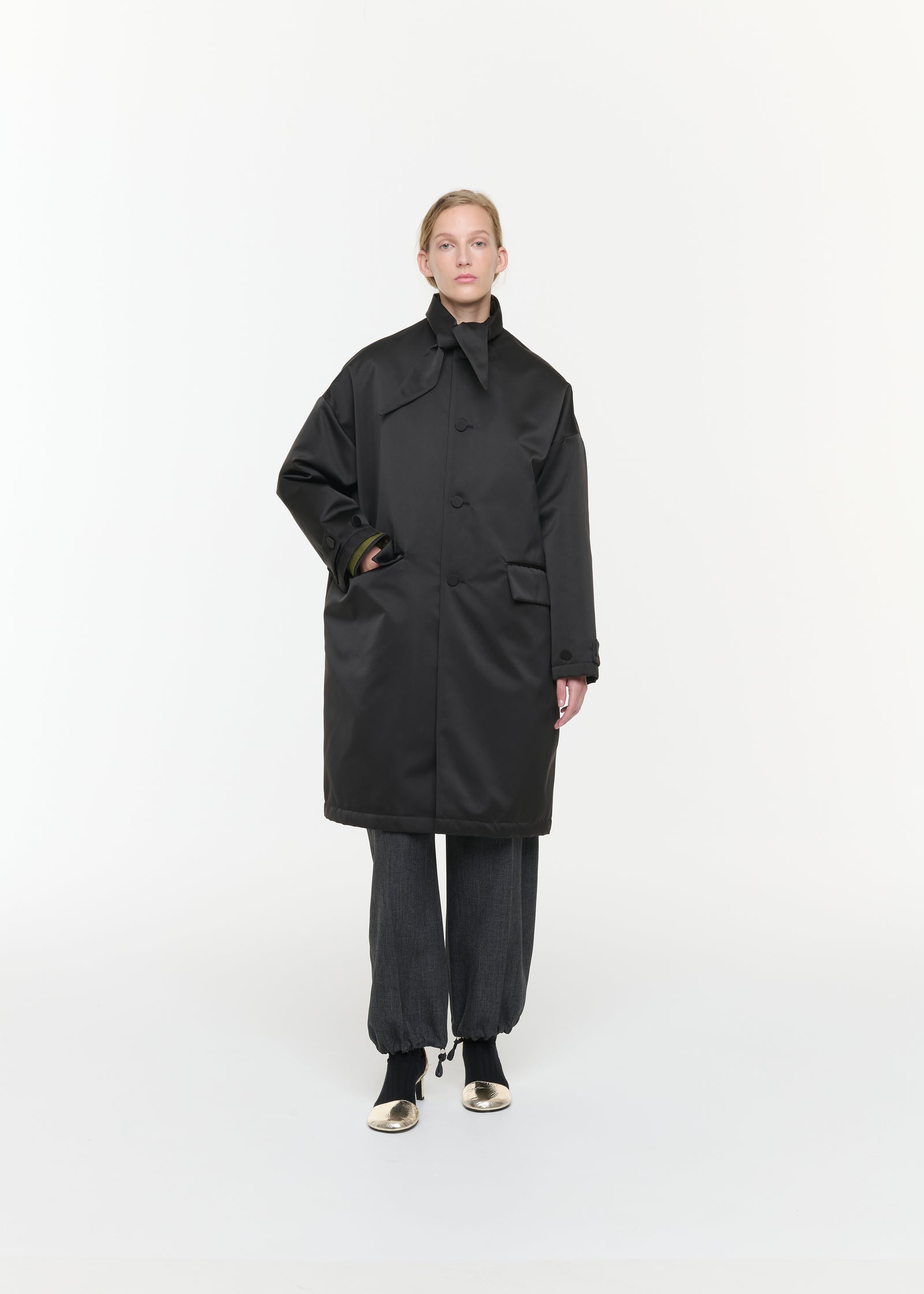 BLACK DUCHESSE COAT