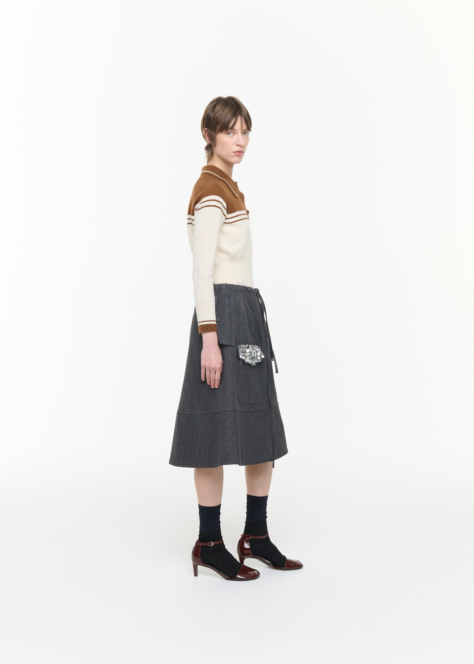 GREY A-LINE SKIRT WITH SEQUIN POCKETS
