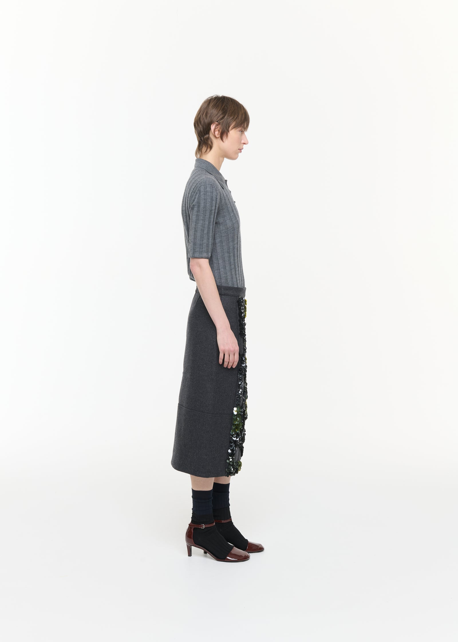 GREY WOOL SKIRT WITH SEQUINS PANEL