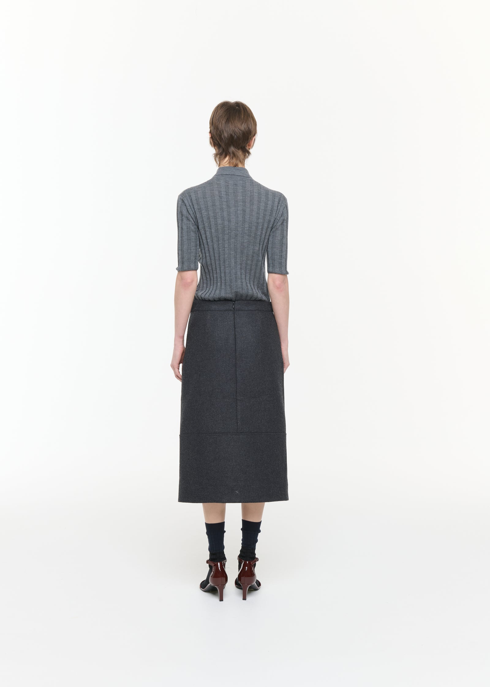 GREY WOOL SKIRT WITH SEQUINS PANEL