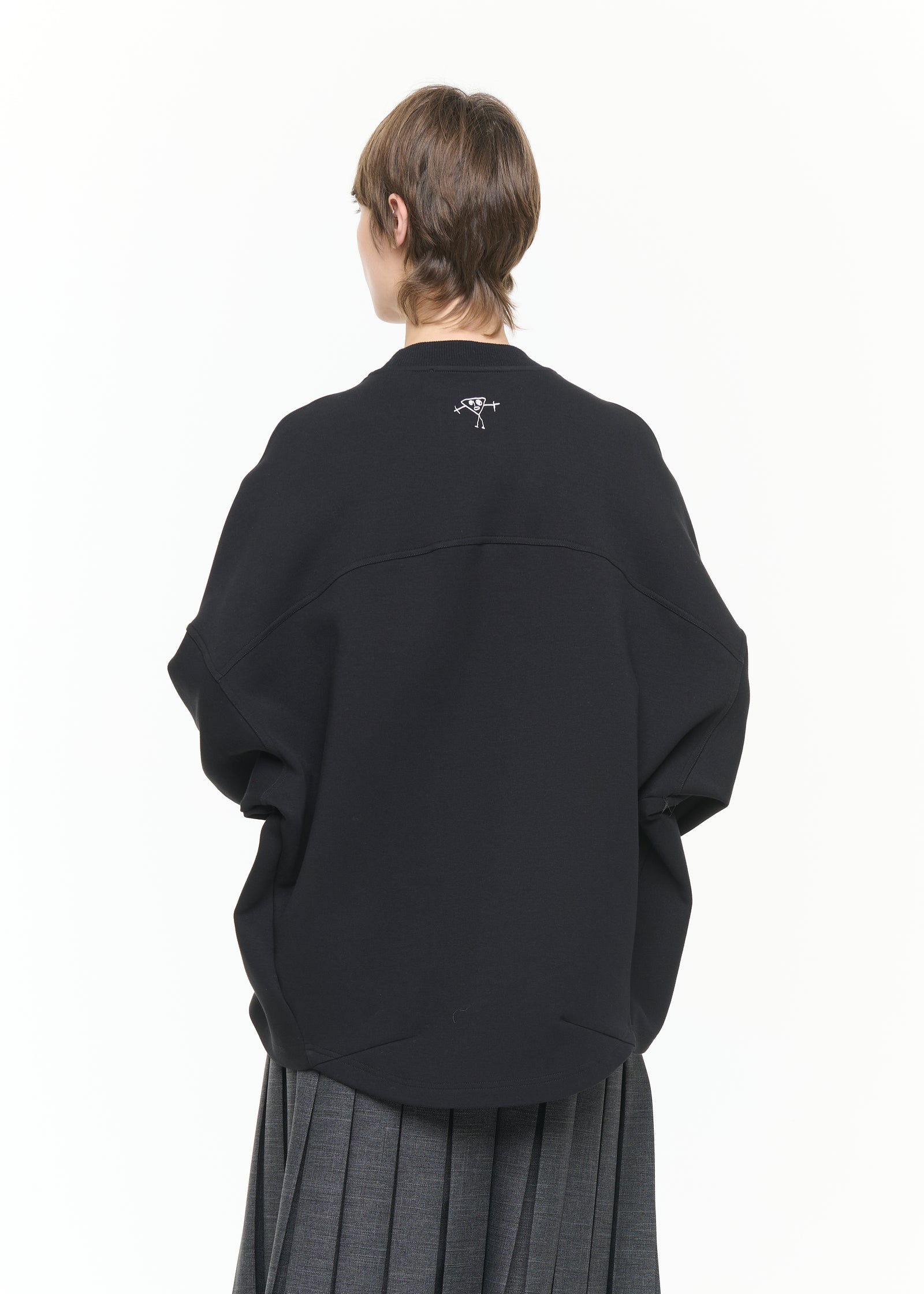BLACK FLEECE SWEATSHIRT FLOWER PRINT