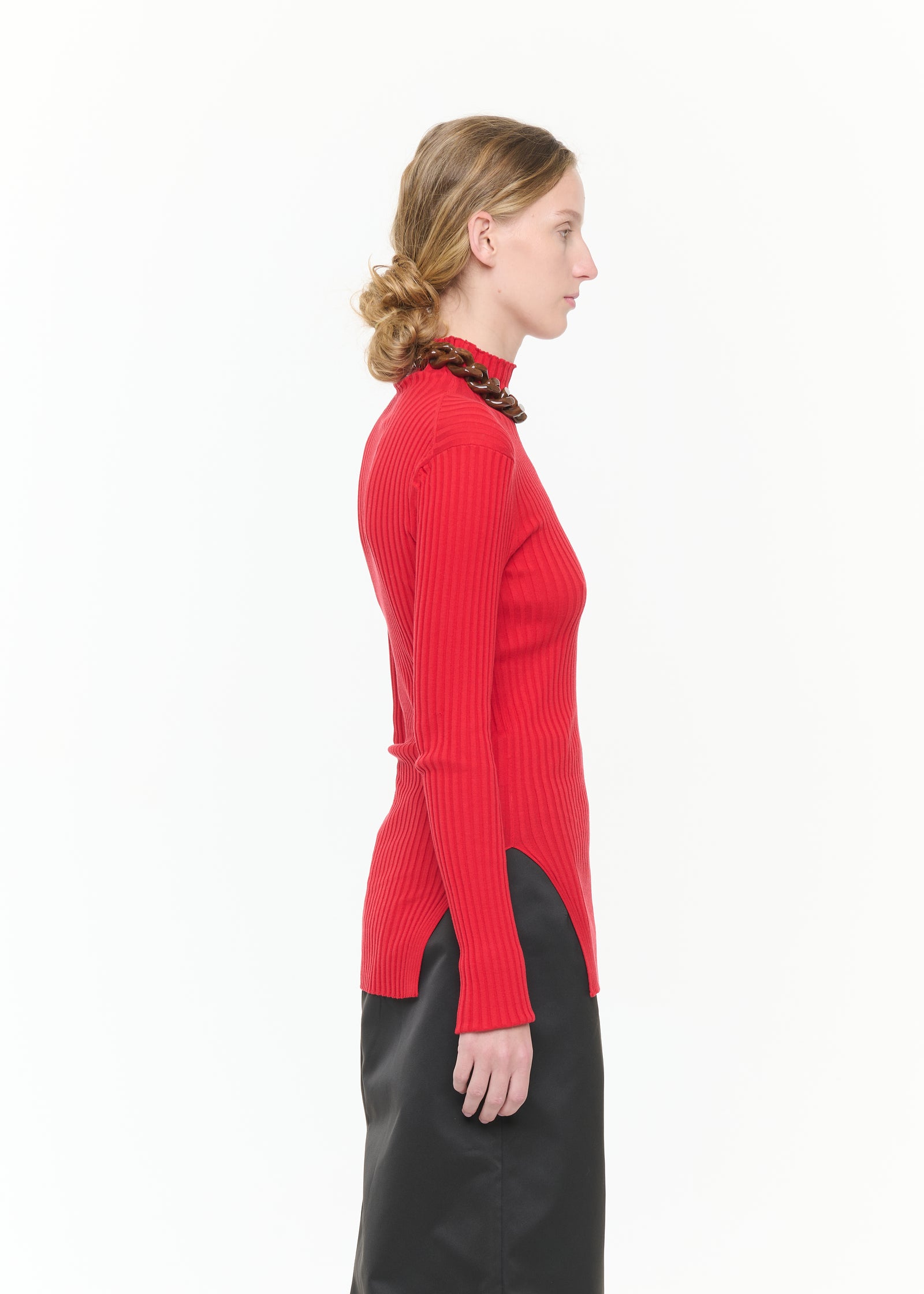 VERMILLION RED RIBBED SILK YARN TURTLENECK TOP