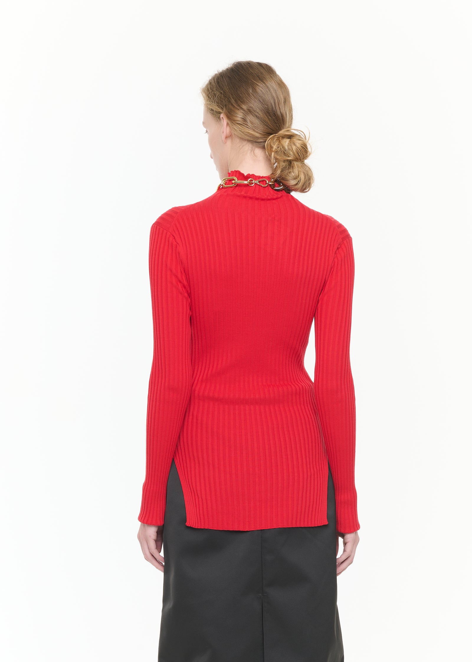 VERMILLION RED RIBBED SILK YARN TURTLENECK TOP