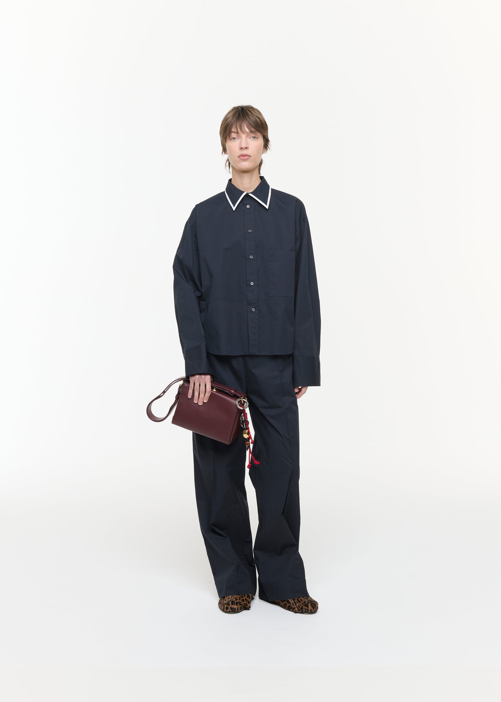 CONTRAST PROFILE BOXY SHIRT