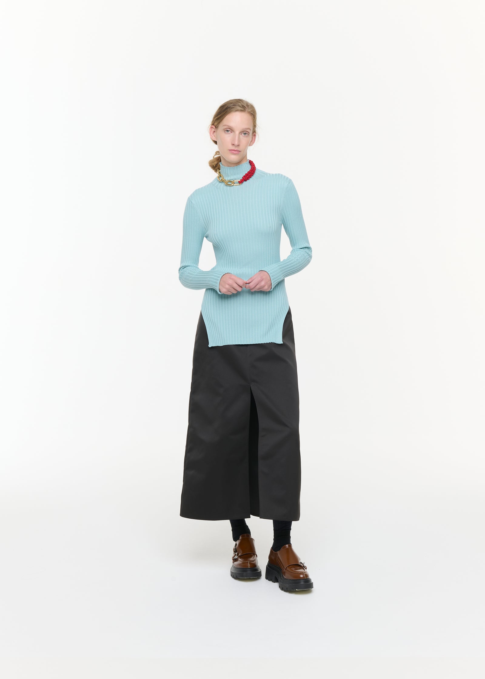 AQUA RIBBED SILK YARN TURTLENECK TOP