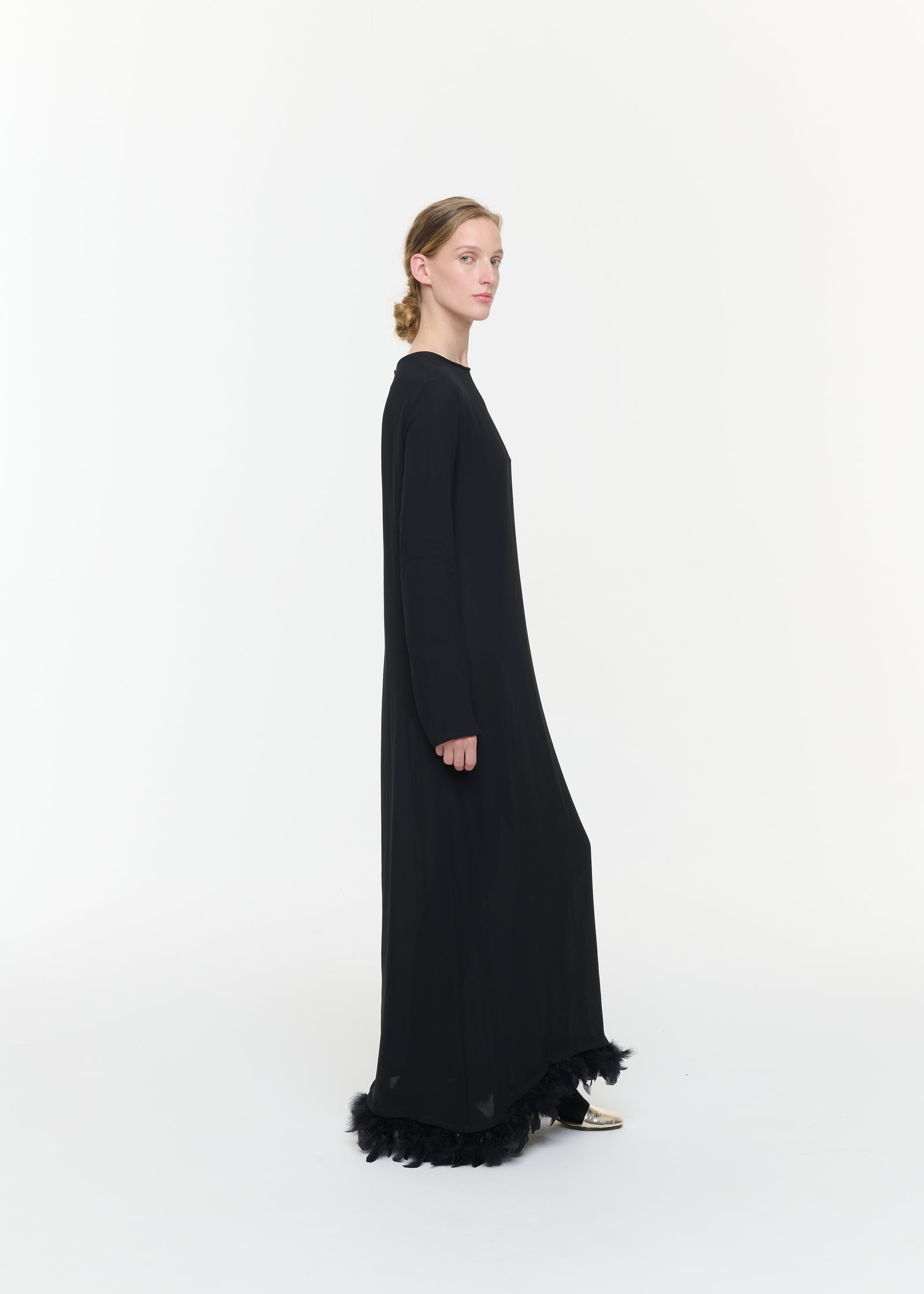 BLACK GEORGETTE LONG DRESS WITH FEATHERS
