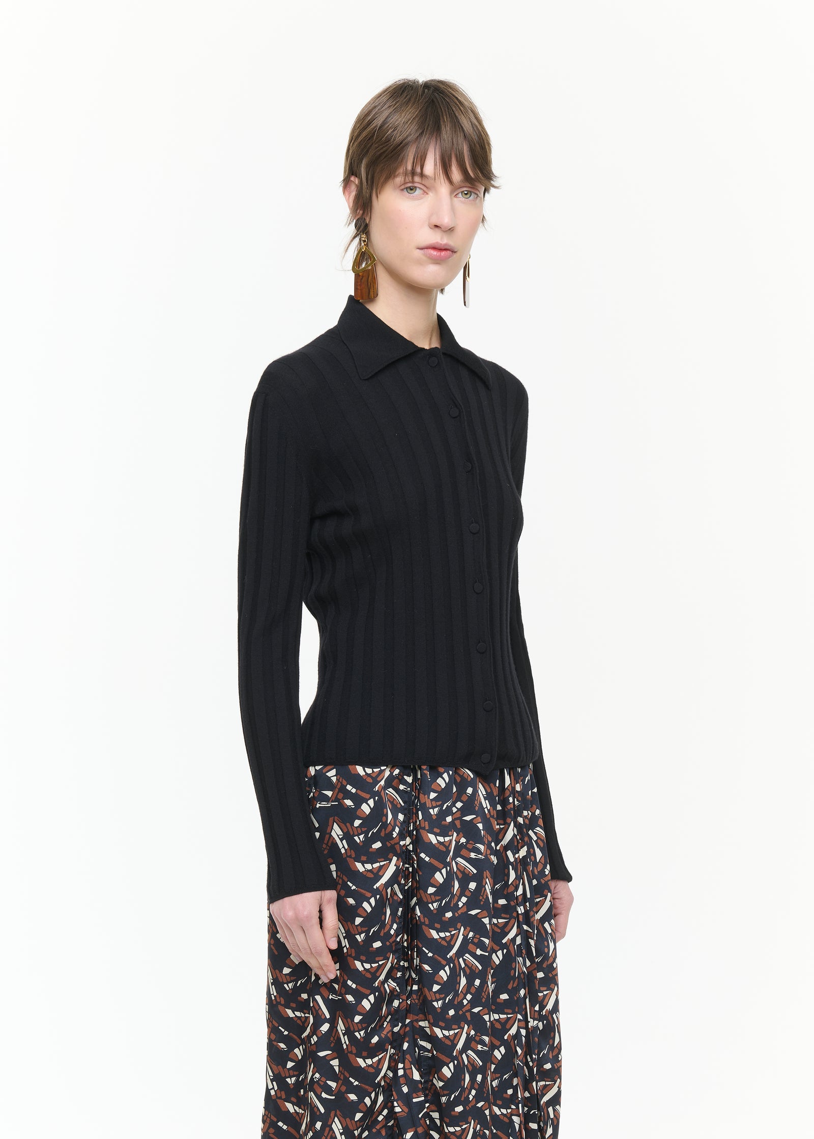 CARDIGAN A COSTE IN LANA NERO