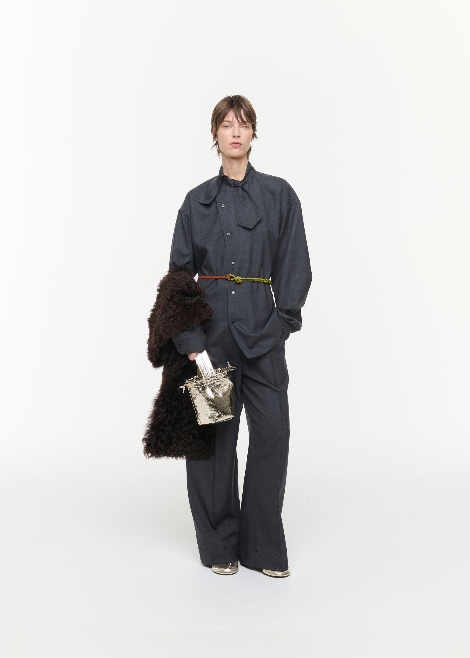 PLATINUM LAMBSKIN NAPPA BUCKET BAG