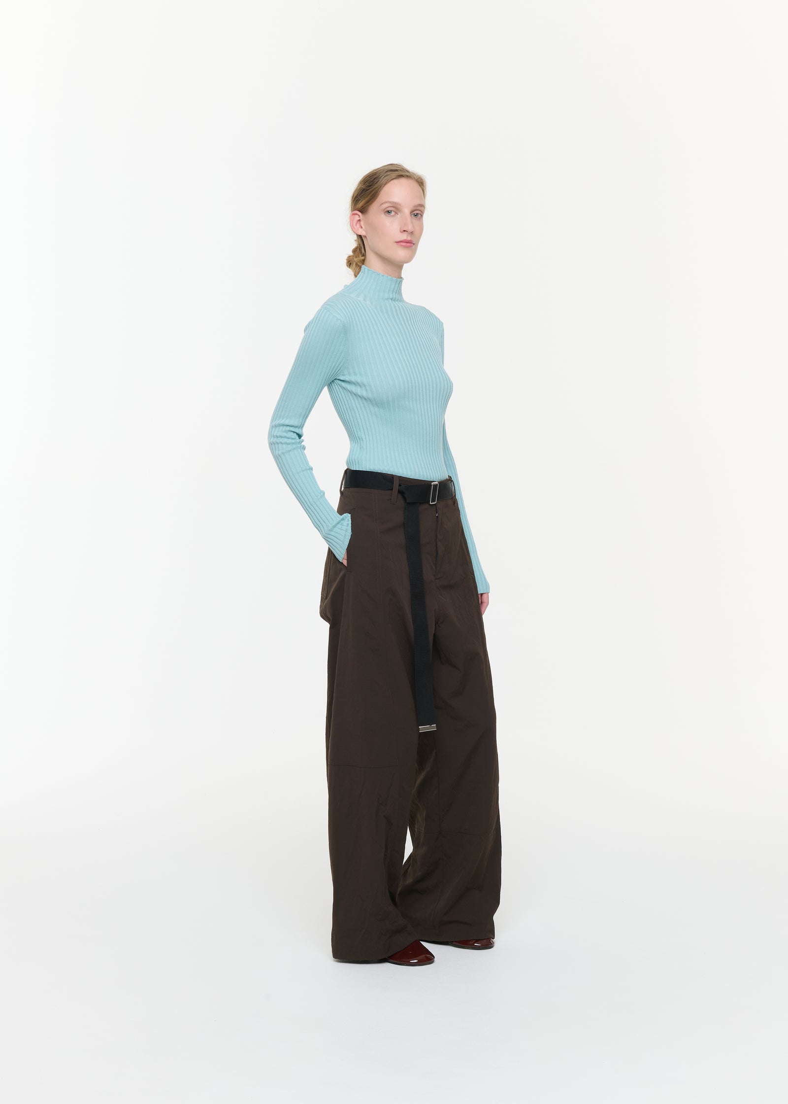 BROWN TECHNICAL TWILL TROUSERS