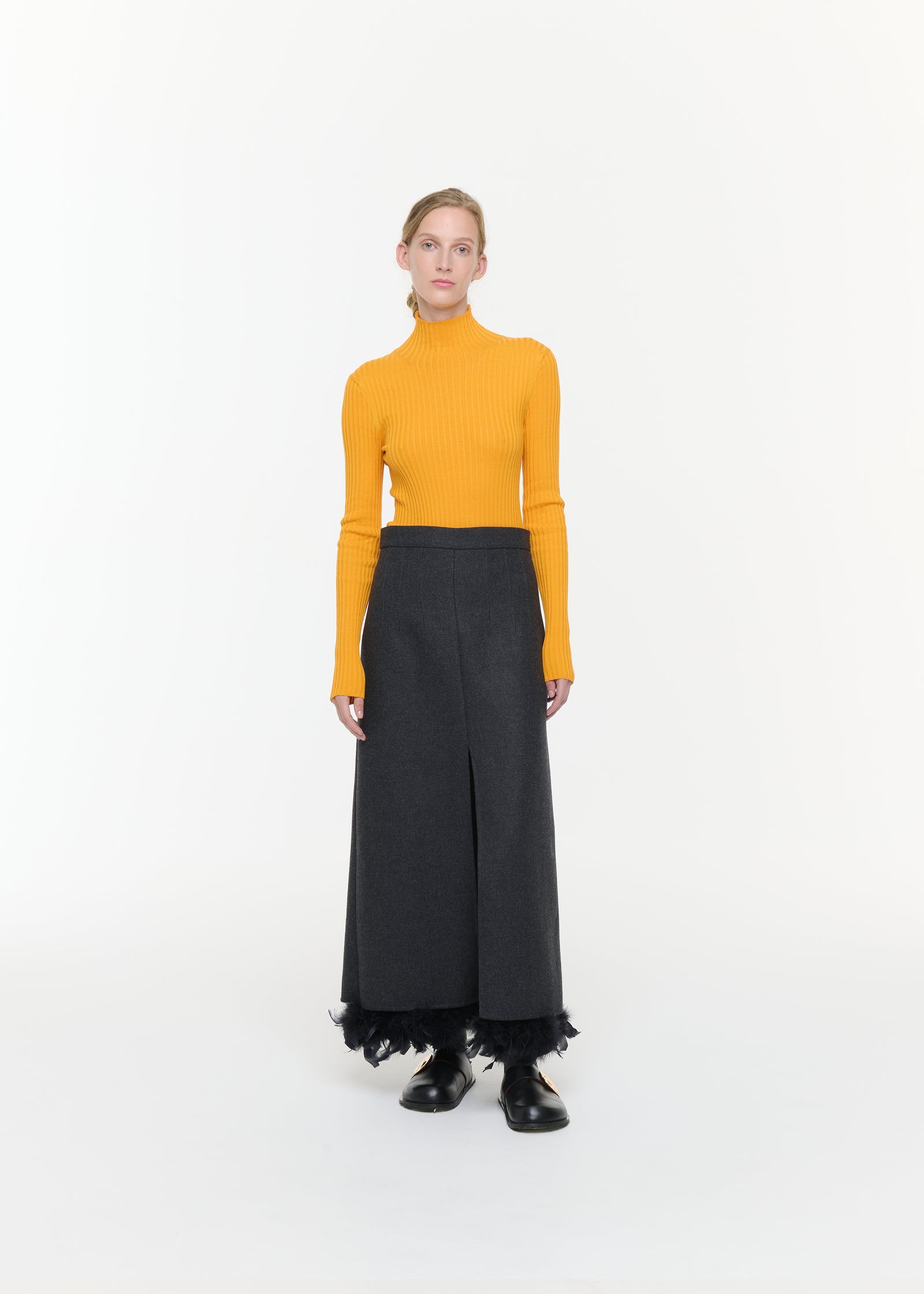 DOUBLE WOOL LONG SKIRT WITH FEATHERS