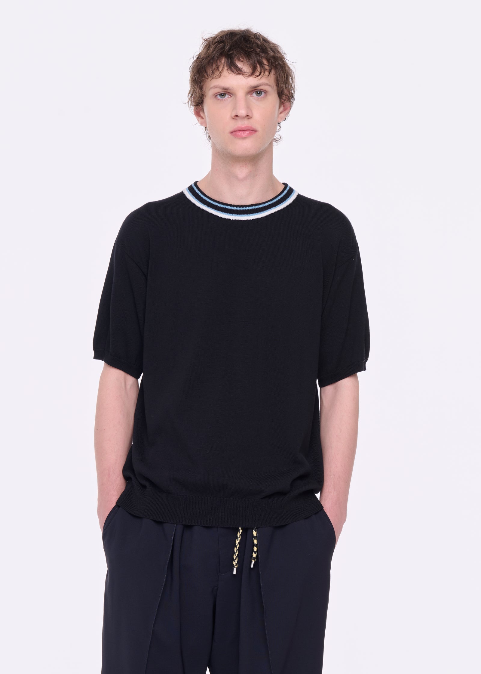 BLACK COTTON KNITTED SWEATER