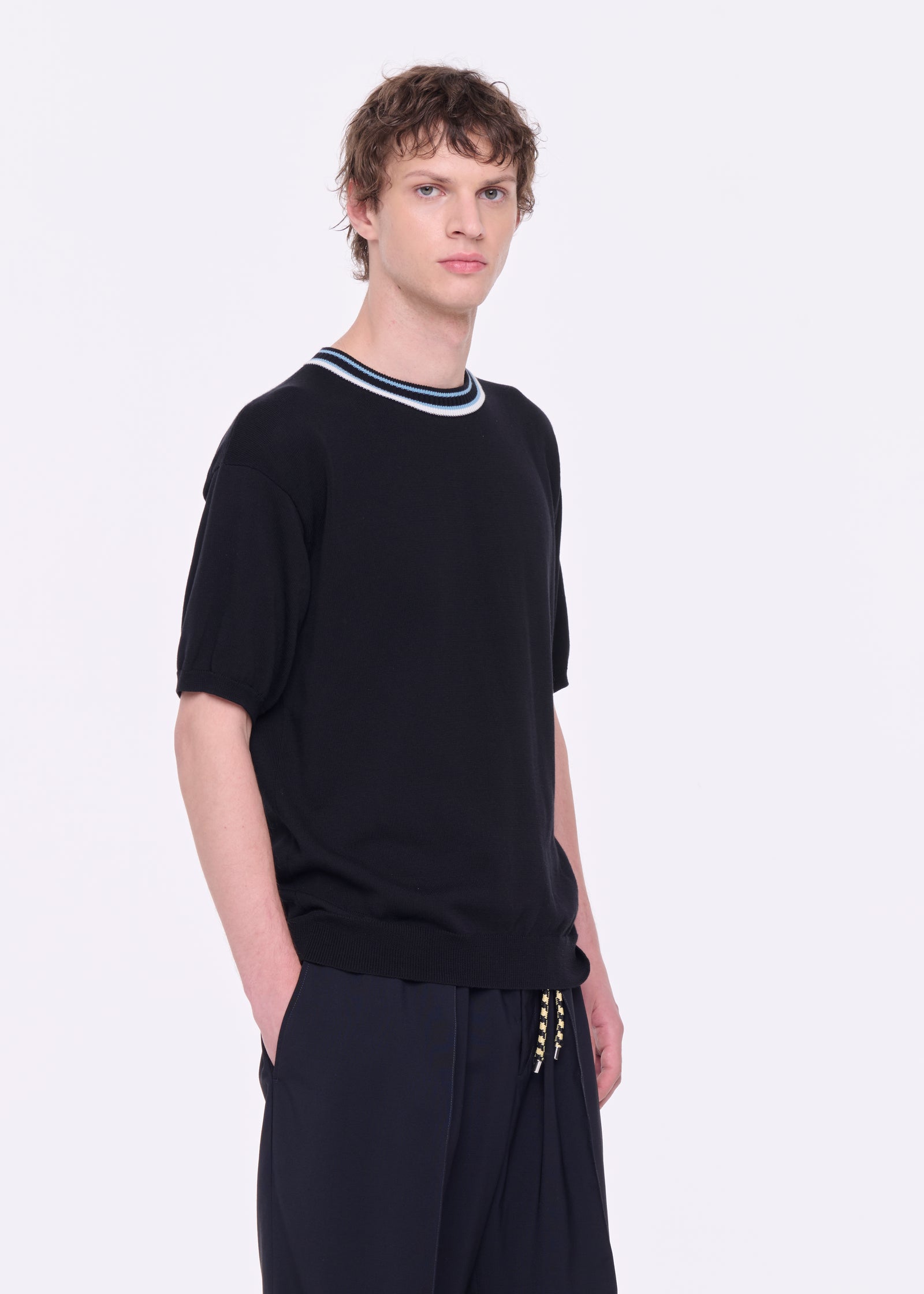 BLACK COTTON KNITTED SWEATER