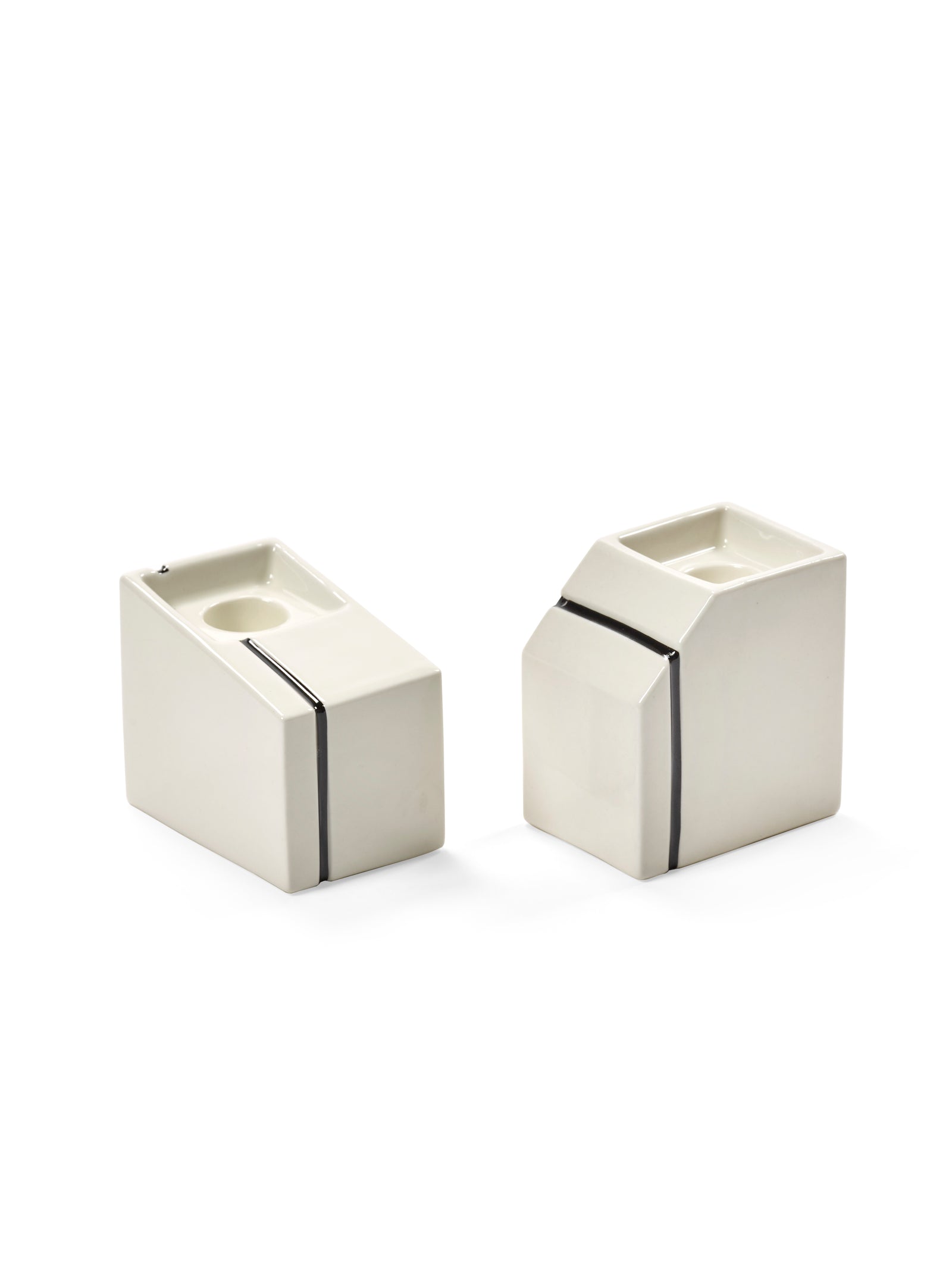 WHITE CANDLEHOLDERS