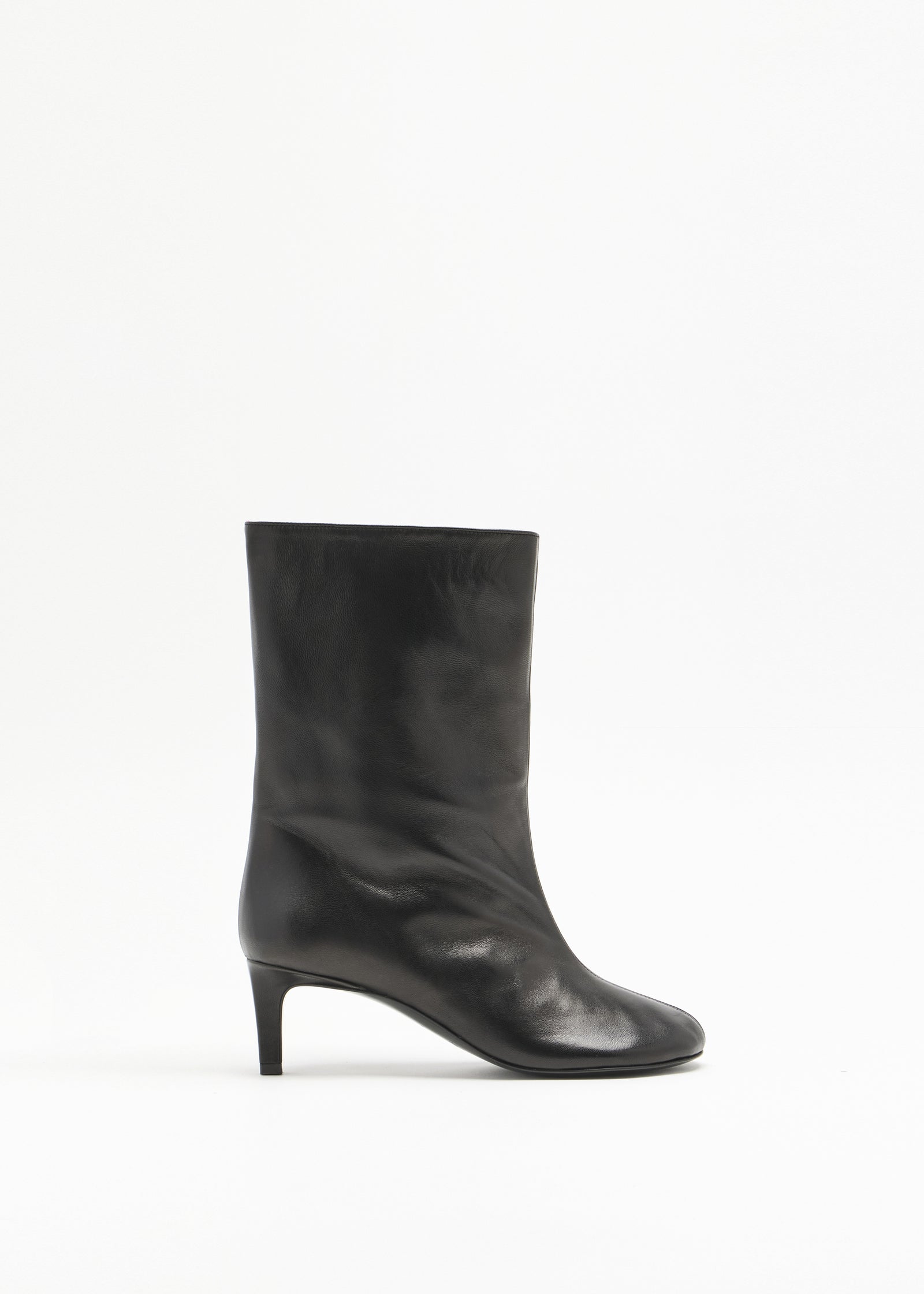 BLACK MID-HEEL BOOTS