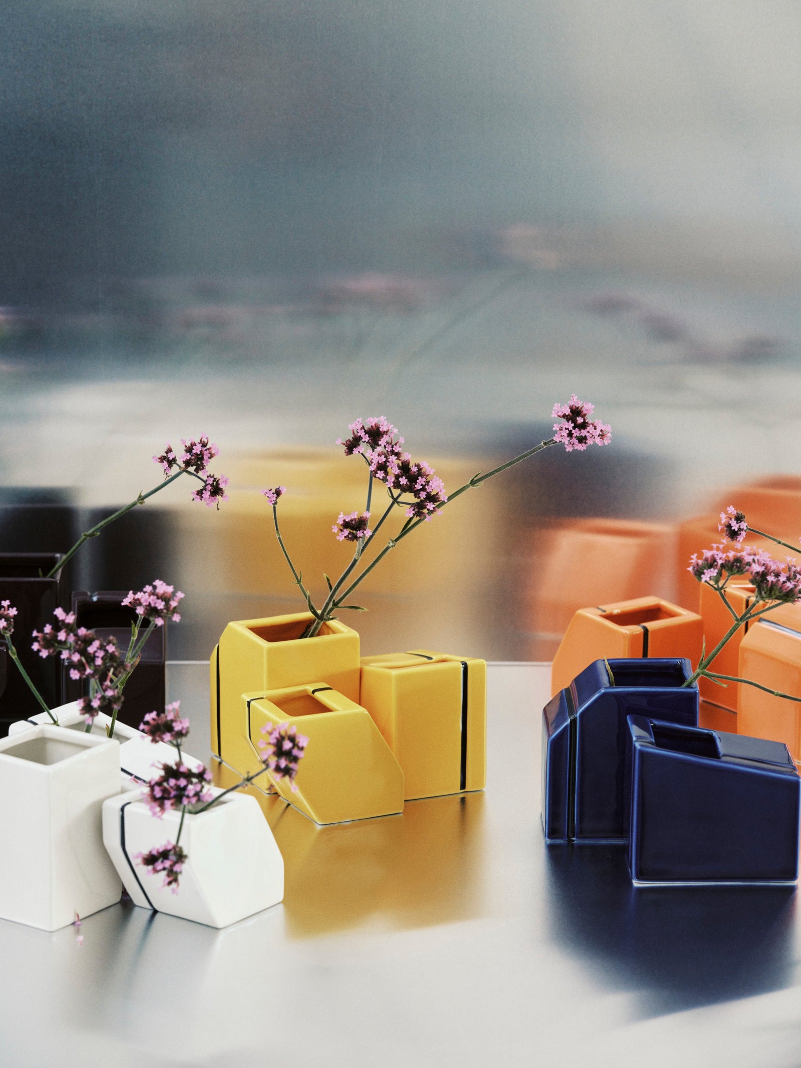 MULTICOLOR VASES